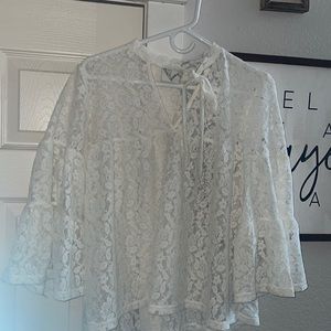 NWT women’s Large Gianetchung bell sleeved blouse